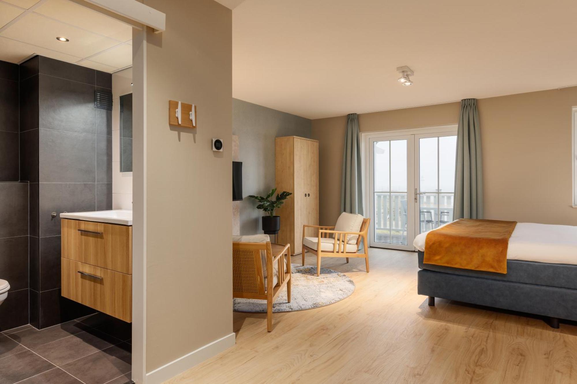 Beachhotel Cape Helius Hotel